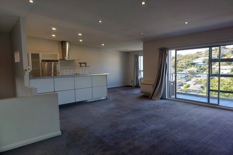 Photo of property in 21 Kopiko Way, Brooklyn, Wellington, 6021