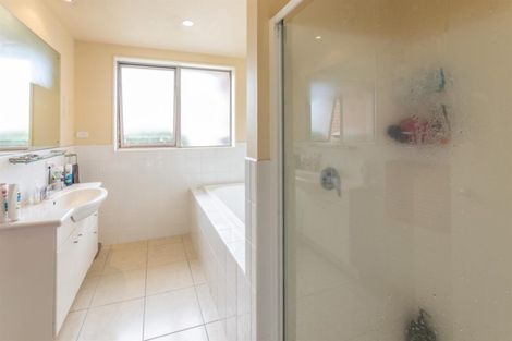 Photo of property in 18 Wayside Avenue, Burnside, Christchurch, 8053