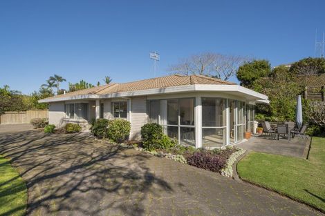 Photo of property in 10 Laburnum Glen, Mount Maunganui, 3116