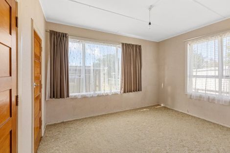 Photo of property in 58 Wrantage Street, Westown, New Plymouth, 4310