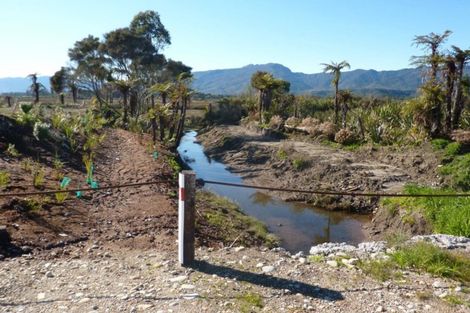 Photo of property in 34 Eastons Road, Westport, 7825