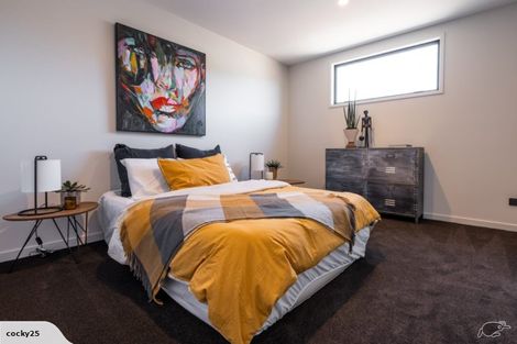 Photo of property in 40 Mount Creighton Crescent, Wanaka, 9305