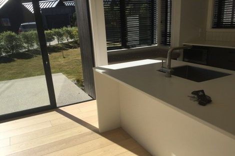 Photo of property in 4 Kotuku Lane, Jacks Point, Queenstown, 9371