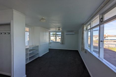 Photo of property in 9 Temuera Street, Otaki, 5512