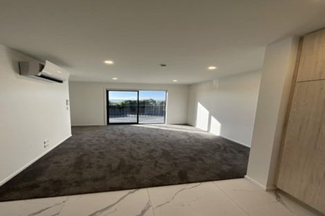 Photo of property in 231u3 Marine Parade, Seatoun, Wellington, 6022