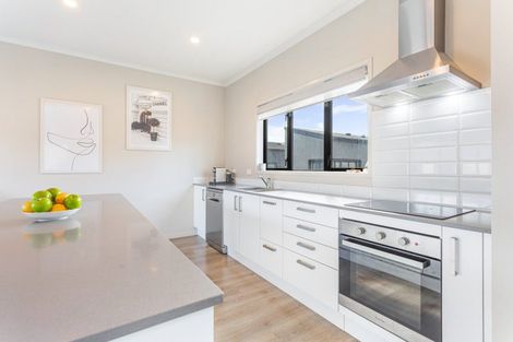 Photo of property in 37 Kerewhenua Crescent, Hobsonville, Auckland, 0616