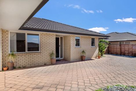 Photo of property in 63b Malta Crescent, Katikati, 3129