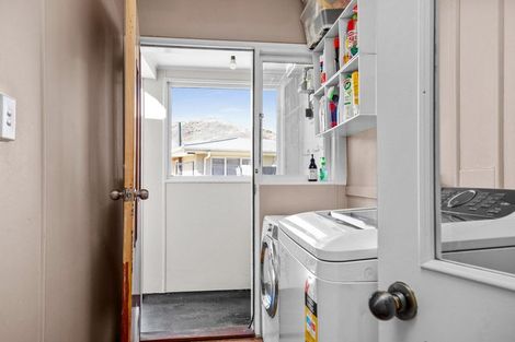 Photo of property in 32 Monaghan Street, Cromwell, 9310