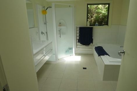 Photo of property in 55 Elmslie Road, Pinehaven, Upper Hutt, 5019