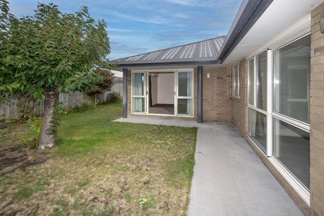 Photo of property in 32 Surfers Place, North New Brighton, Christchurch, 8083