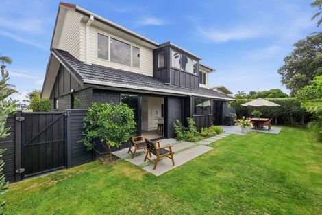 Photo of property in 2/69 Orkney Road, Mount Maunganui, 3116