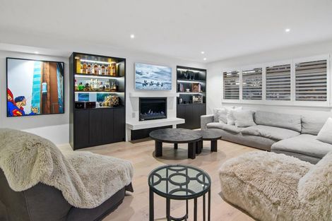 Photo of property in 15 The Strand, Takapuna, Auckland, 0622