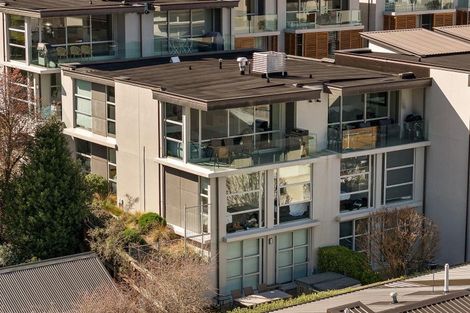 Photo of property in The Beeches Apartments, 12/60 Hallenstein Street, Queenstown, 9300