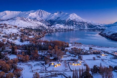 Photo of property in 33 Central Park Avenue, Lake Hayes, Queenstown, 9371
