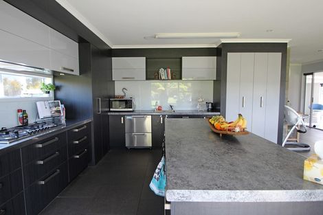 Photo of property in 69 T Y Duncan Road, Oamaru North, Oamaru, 9494