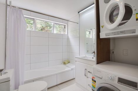 Photo of property in 3a Anderson Terrace, Mount Cook, Wellington, 6021