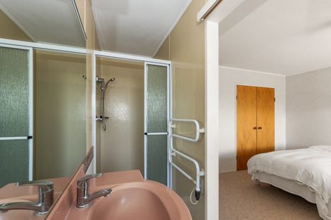 Photo of property in 81 Reynolds Road, Havelock North, 4130