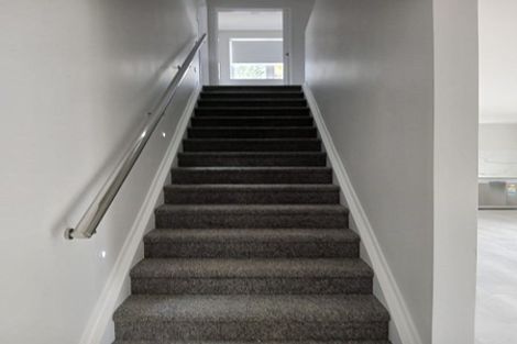 Photo of property in 44 Everglade Drive, Goodwood Heights, Auckland, 2105