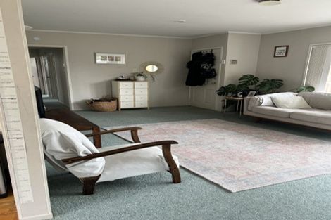 Photo of property in 3 Weatherly Road, Torbay, Auckland, 0630