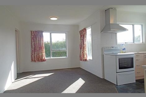 Photo of property in 2/1 Raeben Avenue, Hillcrest, Auckland, 0627