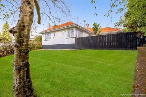 Photo of property in 5 Durie Street, Durie Hill, Whanganui, 4500