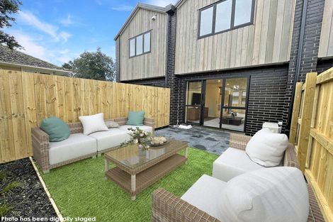 Photo of property in 7/63 Taikata Road, Te Atatu Peninsula, Auckland, 0610