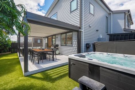 Photo of property in 42 Myland Drive, Hobsonville, Auckland, 0616