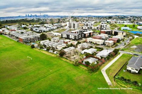 Photo of property in 2/62 Tonar Street, Northcote, Auckland, 0627