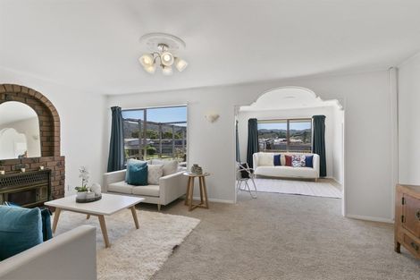 Photo of property in 23 Hinau Grove, Wainuiomata, Lower Hutt, 5014