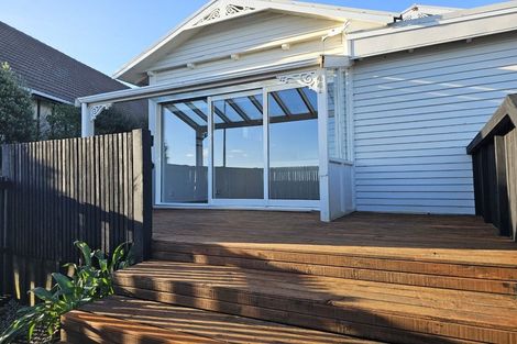 Photo of property in 44a/b Moana Road, Plimmerton, Porirua, 5026