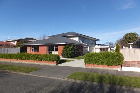 Photo of property in 11 Powell Crescent, Ilam, Christchurch, 8041