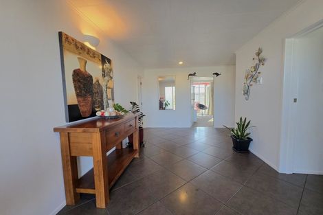 Photo of property in 135 Hall Street, Hokitika, 7810