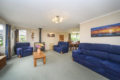 Photo of property in 47 Kaimanawa Street, Kelvin Grove, Palmerston North, 4414