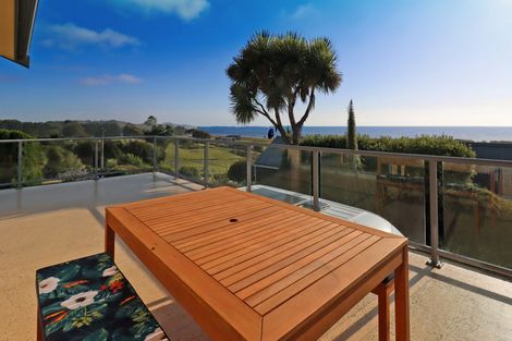 Photo of property in 11 Oakham Street, Hampden, 9410