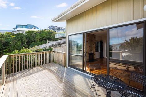 Photo of property in 5 Gordon Road, Plimmerton, Porirua, 5026