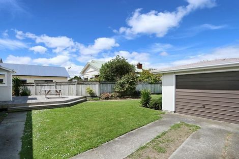 Photo of property in 166 College Street, Awapuni, Palmerston North, 4412