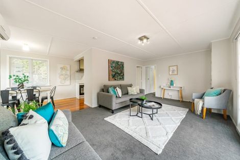 Photo of property in 5 John Street, Stokes Valley, Lower Hutt, 5019