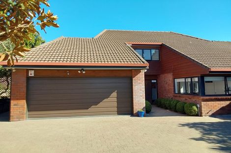 Photo of property in 27 Delamare Road, St Andrews, Hamilton, 3200