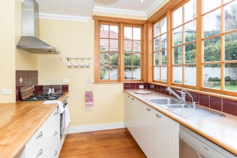 Photo of property in 39 Myrtle Street, Hamilton East, Hamilton, 3216