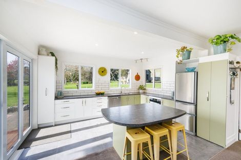 Photo of property in 185 Albert Road, Tokomaru, Palmerston North, 4474