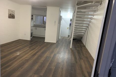 Photo of property in 5/8a Gray Avenue, Mangere East, Auckland, 2024