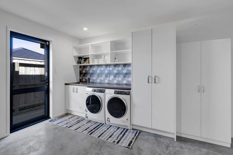 Photo of property in 17 Longstaff Drive, Bell Block, New Plymouth, 4312