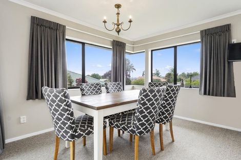 Photo of property in 9 Mahonia Place, Pyes Pa, Tauranga, 3112