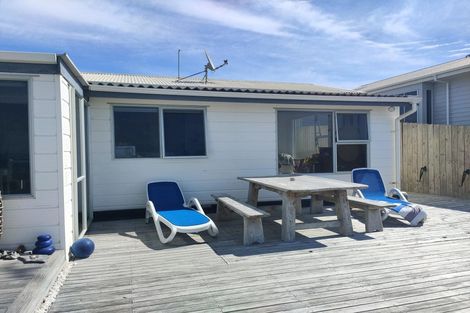 Photo of property in 463 Pukehina Parade, Pukehina, 3189