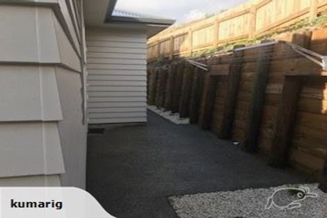 Photo of property in 124 Amesbury Drive, Churton Park, Wellington, 6037