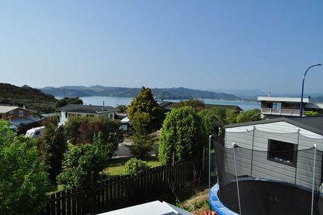 Photo of property in 17 Harbour Lights Terrace, Whitianga, 3592