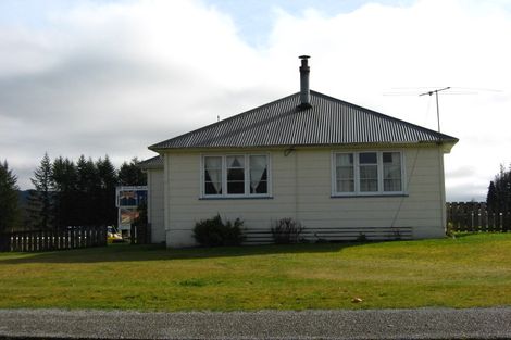 Photo of property in 8 Plaskett Street, Reefton, 7830