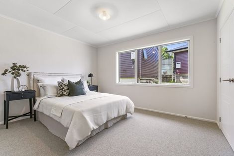 Photo of property in 12e Woodhouse Place, West Harbour, Auckland, 0618