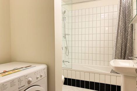 Photo of property in 303/3u Roxburgh Street, Mount Victoria, Wellington, 6011