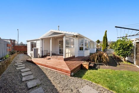 Photo of property in 22 Denver Grove, Totara Park, Upper Hutt, 5018